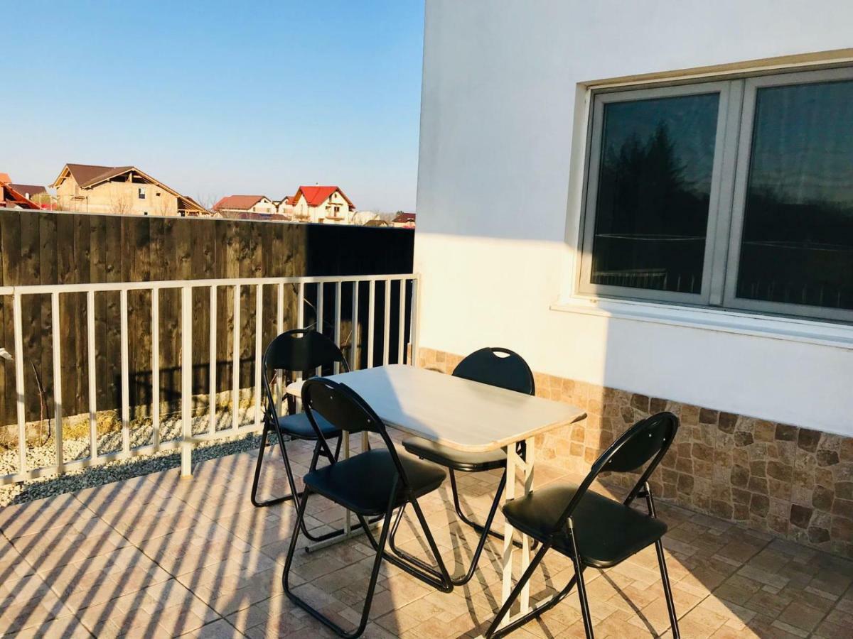 Vila Ekooos Braşov Exteriör bild