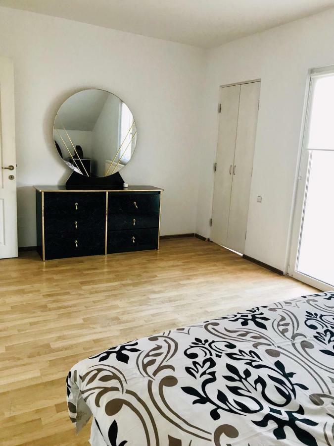 Vila Ekooos Braşov Exteriör bild